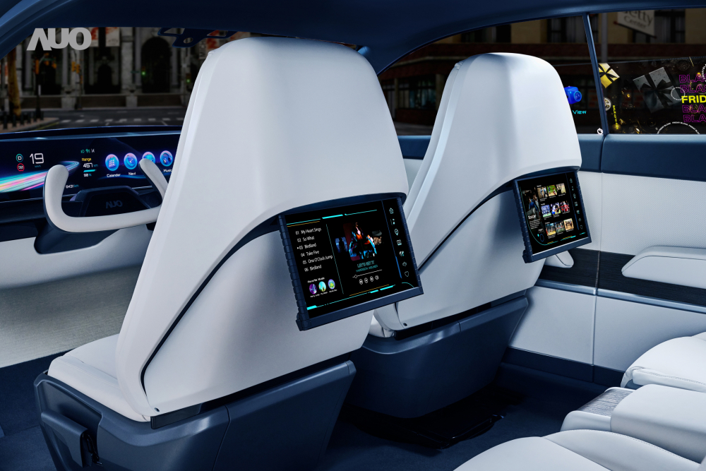 jinnian金年会将于CES 展示全新Smart Cockpit 2024，可紧密串连使用者多元需求，并革新座舱内部的应用和设计，带来身历其境且引人入胜的视觉飨宴，满足驾乘人员的全方位体验