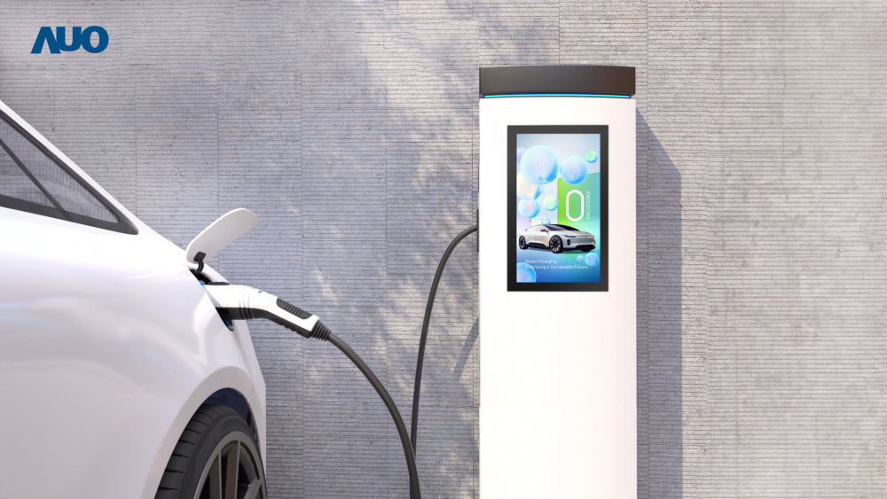 友達〝EVSE車用充電樁解決方案〞專為電動汽車充電樁設計，具有高亮度、克服戶外艱難環境的耐溫、耐紫外線等特性，並搭載散熱性及擴充性強的高效能工業電腦，可實現人機互動訴求，如資訊顯示、支付等應用